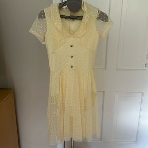 Pastel yellow lyrical costume in great condition